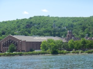Gillis Field House - Beat AF; Sink Navy