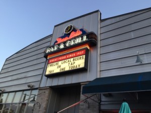 Dee Lite Bar & Grill