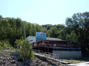 Kuchie's On the Water