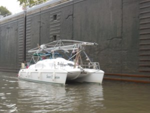 Sweet Sensation leaving Brandon Rd Lock