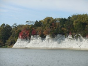 White cliffs near Epes