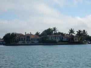 Homes on Bird Key near SYC