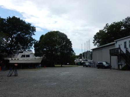 Repair yard and dry storage