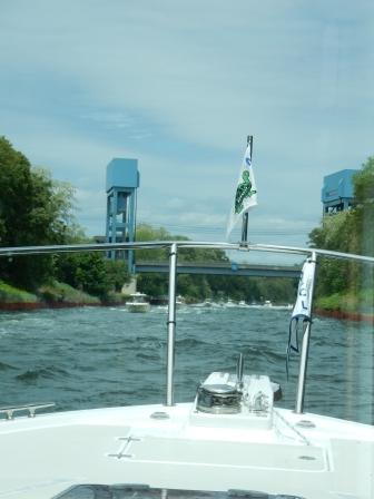 Waves &amp; Boat traffic in Point Pleasant Canal