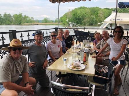 Catching up with Loopers at Ole Savannah - "Salty", "Nomadic Spirit" &amp; "Bahama Voyager"